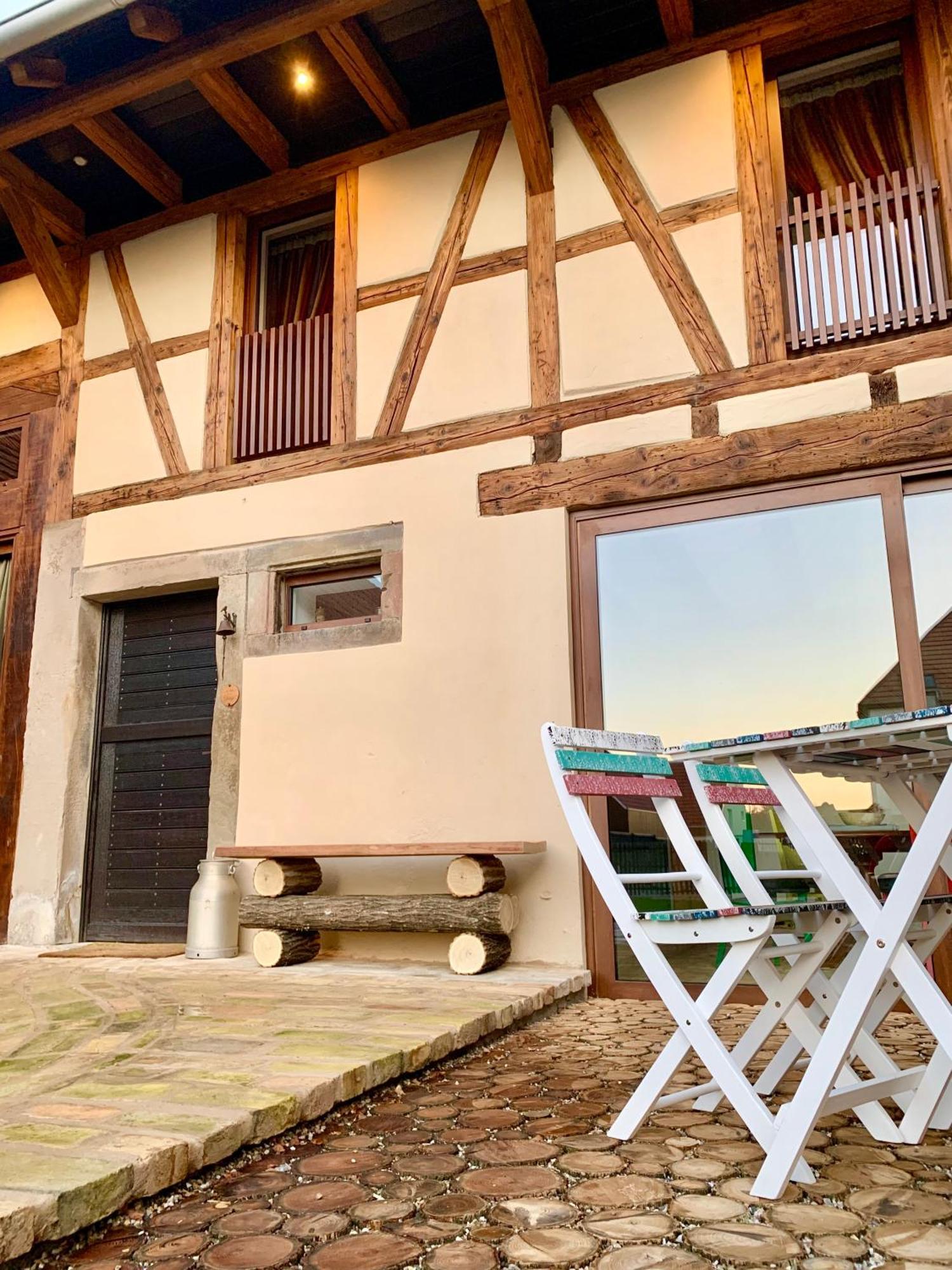 Le De La Grange Apartment *